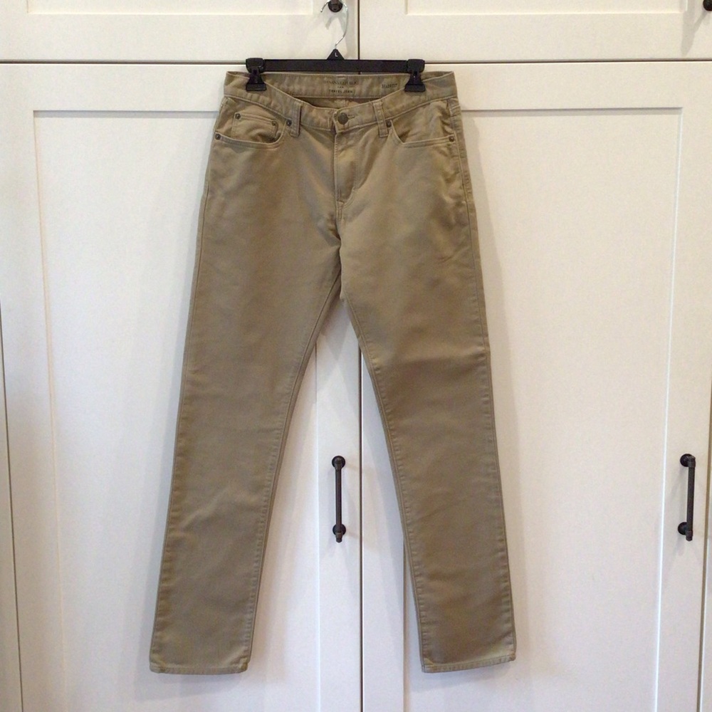 Banana Republic Men’s Travel Jeans Size 31”